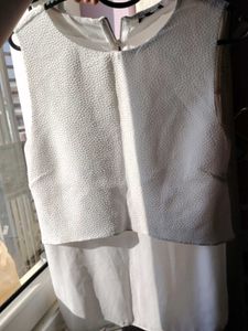Elegant White Sleeveless Top