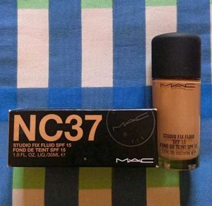 M.A.C Studio Fix Fluid Fond De Teint SPF 15