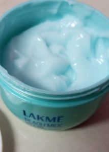 Lakme Peach Milk Moisturizer