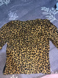 Sexy Chitah Print Crop Top🤎