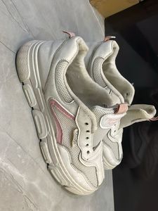 Showgo Original Casual Sneakers