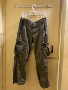 H&M vintage Olive Cargo Pants