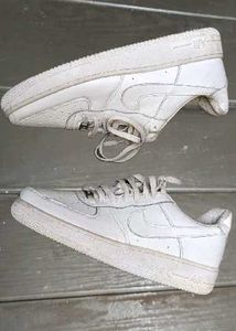 Nike Air Force 1 Sneakers