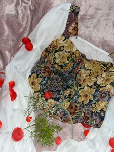 Floral Crop Top with Sleeves