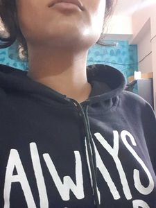 cropped hoodie