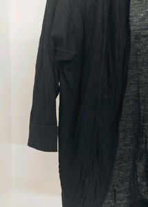 Black Shrug | Top
