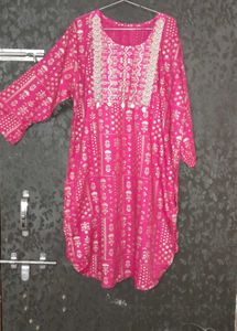 Pink Printed Kurta Set (golden work)