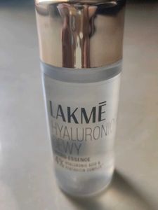 LAKME Hyaluronic Dewy Face Serum