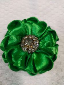 Green Flower Hairclip