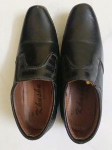 Boys' Black Dress Shoes