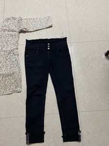 Cute Floral Top &amp; Jeans Set