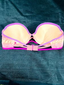 Sexy Pink Strapless Bra💯👍