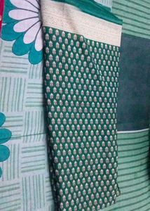 Green Floral Print Saree