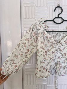 Off White Floral Crop Top