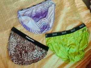 Assorted Men&#39;s Underwear Bundle - 3 Pairs