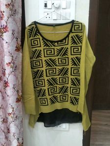 Stylish Patterned Top