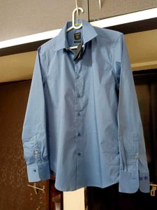 NEW RARE RABBIT Blue colour cotton shirt