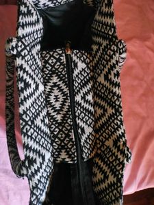 Black &amp; White Color Tote Bag