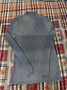 Stylish Blue Knit Top