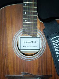 Challenger Guiter