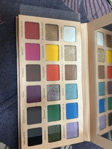 Revolution Eyeshadow Palette