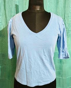 🎁Buy 2 Get 1 Free🎁Size S/ M Cute Blue V-Neck Top