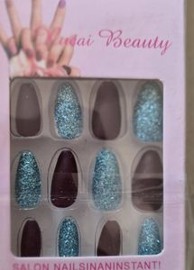 Lusai Beauty Purple Press-On Nails