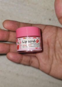 LIPSTICK AND LIP CARE BUNDLE
