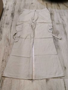 Ma2572  Sabrin bootcut cargo waist 30 inches