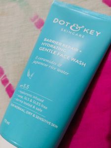 Dot And Key Barrier Repair Face Wash ( Bigger Pack)
