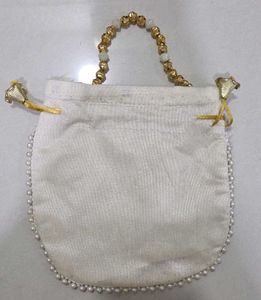 Floral Embroidered Drawstring Bag