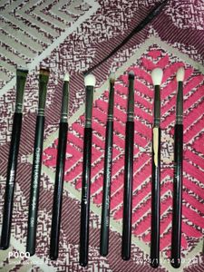 12 Face And Eyes Brushes With Storage Bag