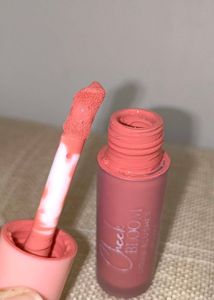 Cheek Bloom Blush &amp; kajal