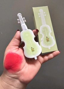 Guitar 🎸 Lip Mousse