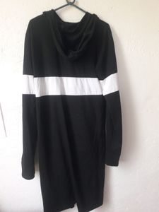 Black And White Hoodie Dress Size S