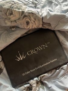 Crown Eyeshadow Palette