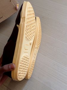 EKTTA BRAND SHOES NEW WITH TAG