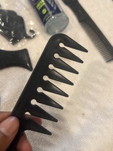 Men&#39;s Grooming Comb Set