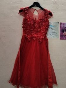 A Beautiful Middi Frock For Girls Women