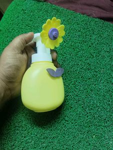 Cute Flower Soap Dispenser