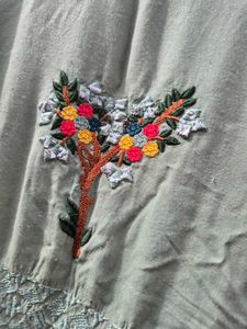 🌿 Sap Green Embroidered Kurta