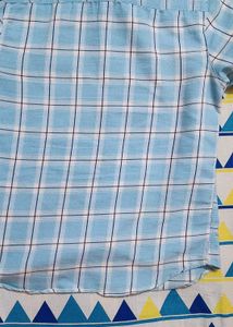 Men&#39;s Plaid Short Sleeve Button-Down Shirt