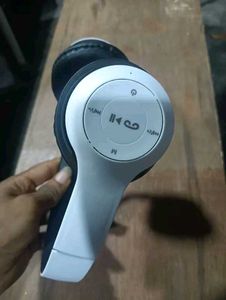 P47 Wireless Bluetooth Headphones - New