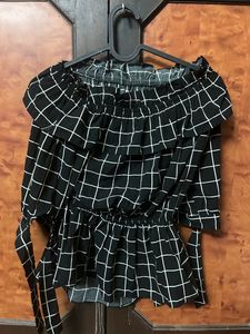 Black And White Stripes Top of
