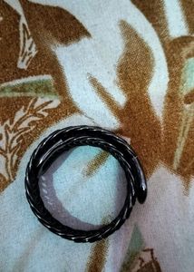 Black Metal Wire Bracelet