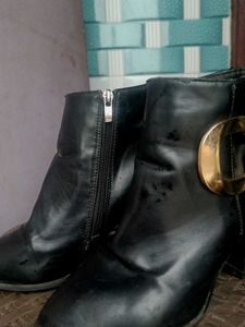 Chic Black Ankle Boots Size  5.5 Gucci Copy