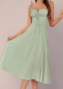 Zipper &amp; Knot Lime Slit Dress ♥️