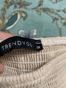 Price Drop!!!Trendyol Elastic Skirt ✨