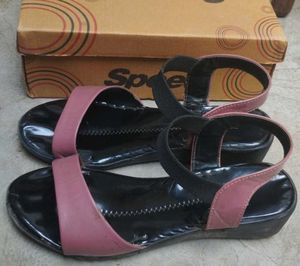 Women's Sparx Pink & Black Sandals