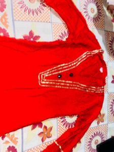 Red Kurta